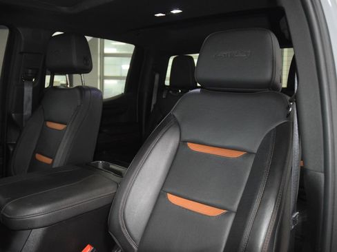 Used 2024 GMC Sierra 1500 AT4 w/ Technology Package AWD/4WD image 41