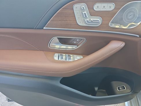 New 2026 Mercedes-Benz GLE 580 4MATIC image 18