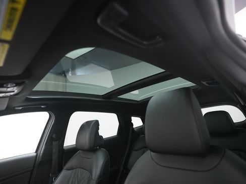 Used 2023 Kia Sportage X-Line w/ X-Line Premium Package AWD/4WD image 32