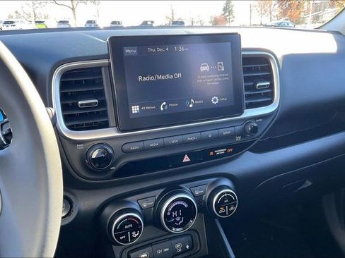 New 2026 Hyundai Venue SEL image 7