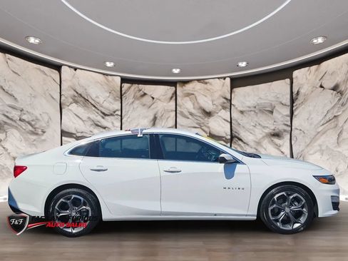 Used 2024 Chevrolet Malibu LT FWD image 4