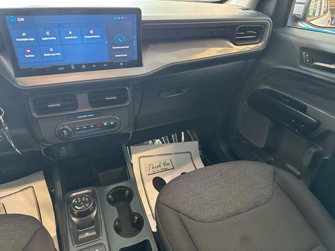 Used 2025 Ford Maverick XL w/ Equipment Group 102A AWD/4WD image 21