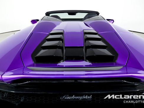 Used 2020 Lamborghini Huracan EVO AWD/4WD image 23