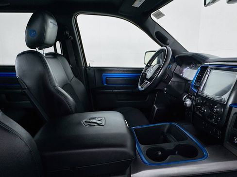 Used 2018 RAM 1500 Sport w/ Hydro Blue Sport Package image 28