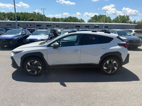 Used 2025 Subaru Crosstrek 2.5i Limited AWD/4WD image 2