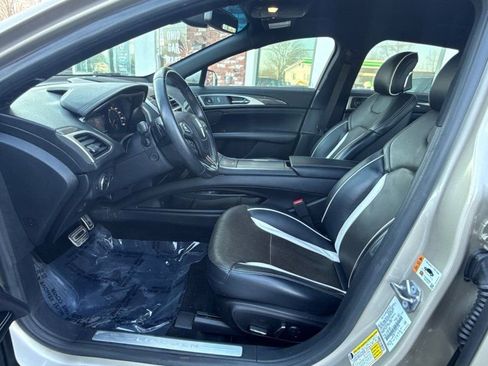 Used 2017 Lincoln MKZ Reserve w/ Drivers Package image 11