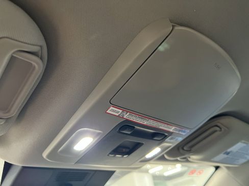 Used 2025 Toyota Camry LE image 30