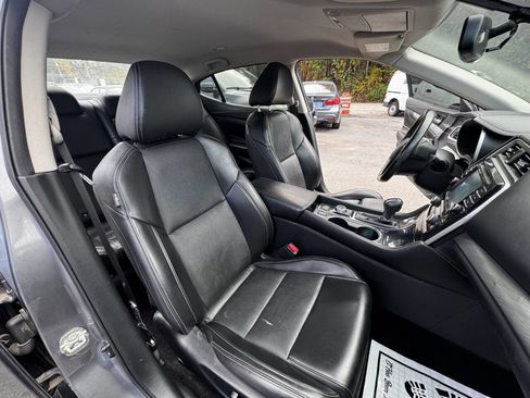 Used 2018 Nissan Maxima 3.5 SV image 17