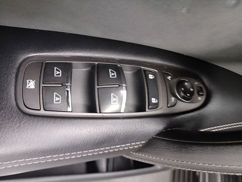 Used 2019 Nissan Armada SV w/ Driver Package AWD/4WD image 16