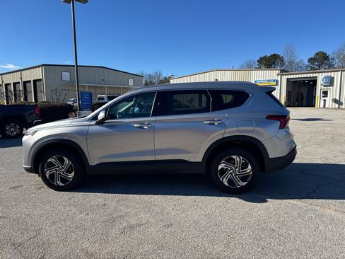 Used 2023 Hyundai Santa Fe SEL image 8