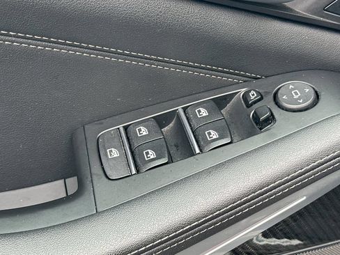 Used 2023 BMW X5 M50i AWD/4WD image 11