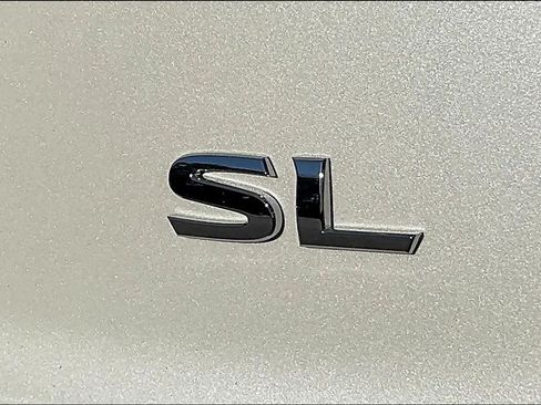 Used 2023 Nissan Rogue SL w/ SL Premium Package FWD image 10
