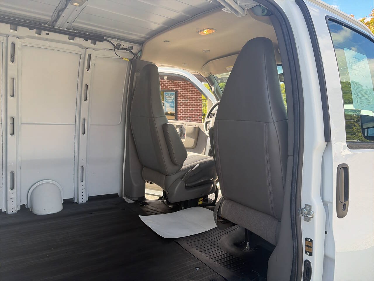 Used 2022 Chevrolet Express 2500 w/ Driver Convenience Package RWD image 17