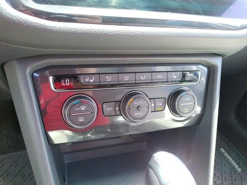 Used 2019 Volkswagen Tiguan SEL Premium AWD/4WD image 21