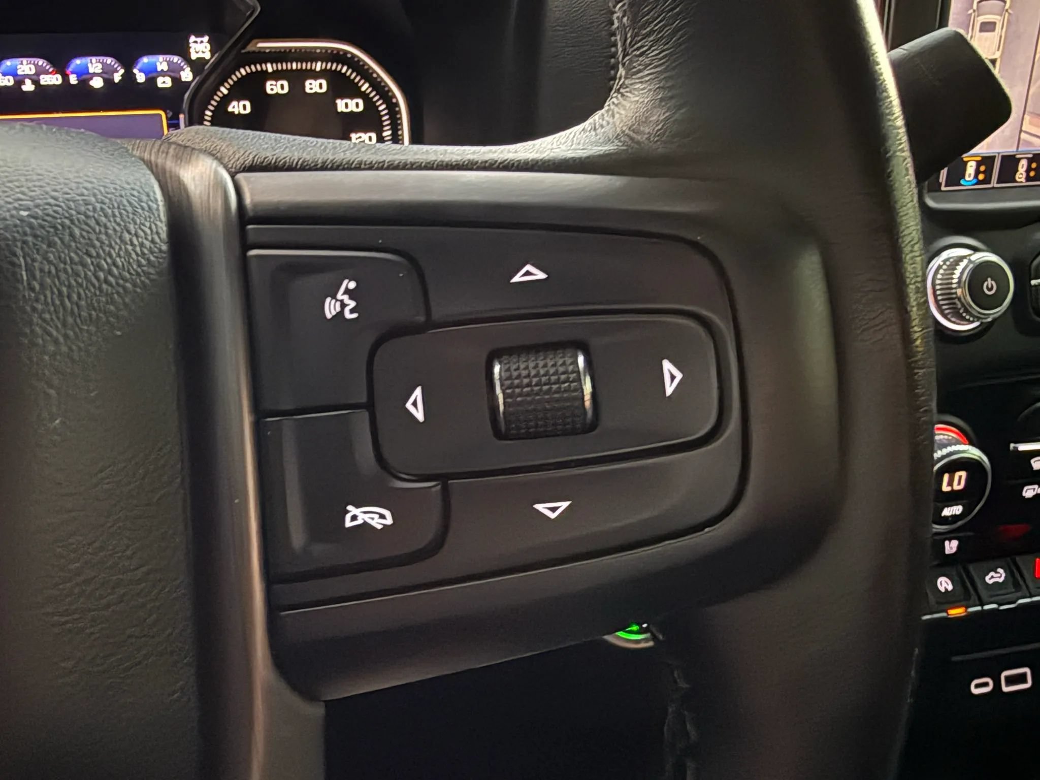 Used 2020 GMC Sierra 1500 Denali w/ Technology Package AWD/4WD image 23