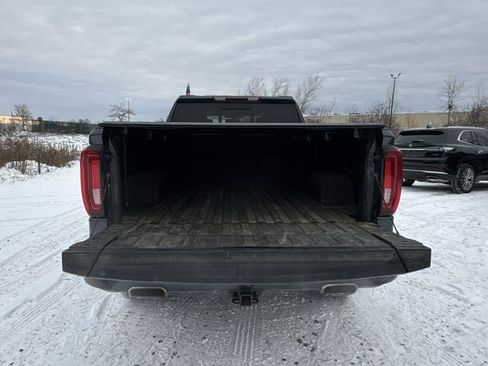 Certified 2021 GMC Sierra 1500 AT4 w/ AT4 Preferred Package image 26