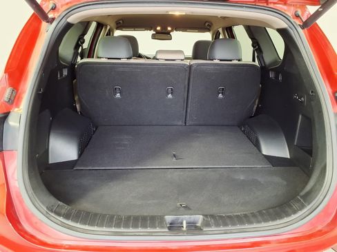 Used 2020 Hyundai Santa Fe SEL w/ Convenience Package FWD image 8