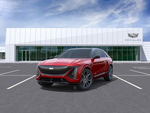 New 2026 Cadillac Lyriq V AWD/4WD image 8