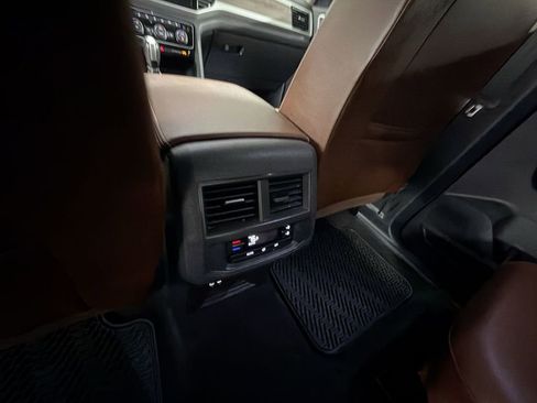 Used 2022 Volkswagen Atlas SEL image 22