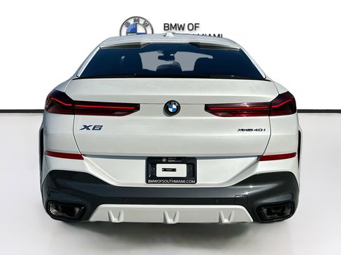 New 2026 BMW X6 xDrive40i w/ Executive Package image 5