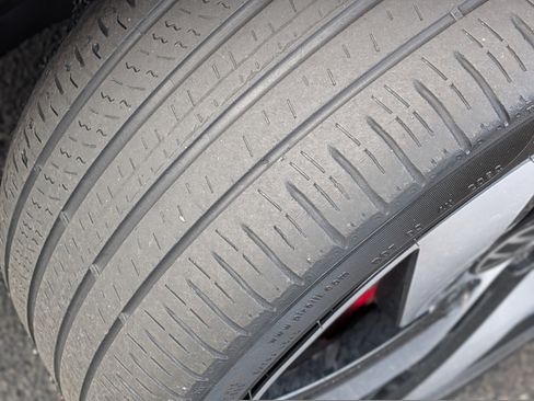 Used 2022 Volkswagen GTI SE image 11