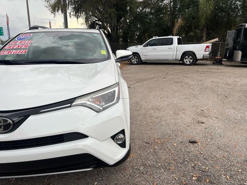 Used 2017 Toyota RAV4 XLE image 10