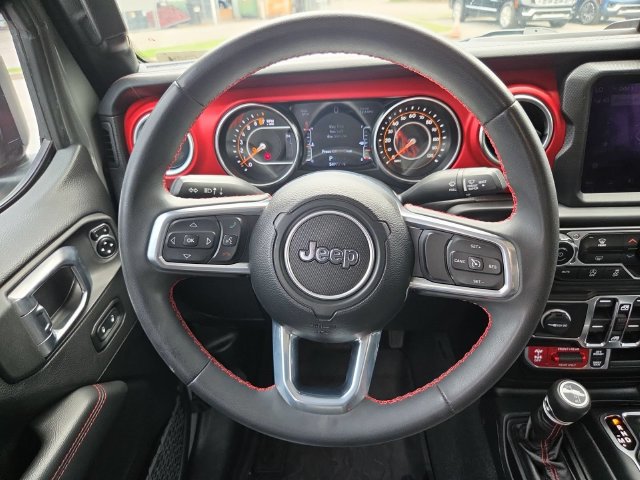 Used 2023 Jeep Gladiator Rubicon w/ Trailer Tow Package AWD/4WD image 12