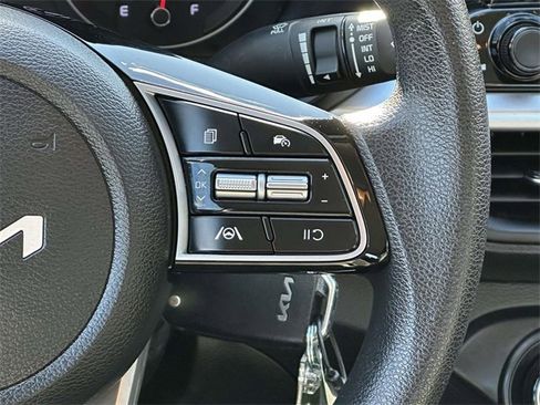 Certified 2023 Kia Forte LXS image 8