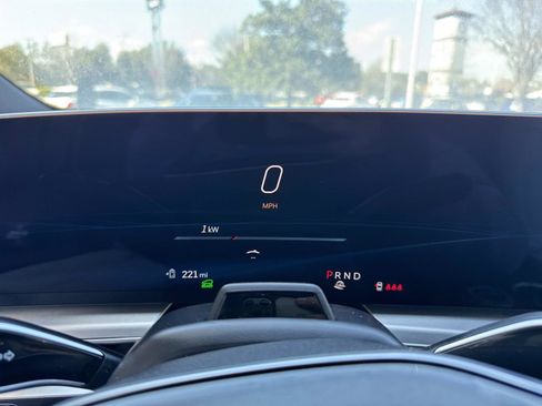 New 2025 Cadillac Lyriq Sport image 33