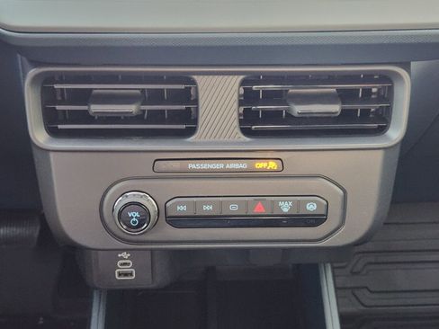 New 2026 Ford Maverick XL image 18