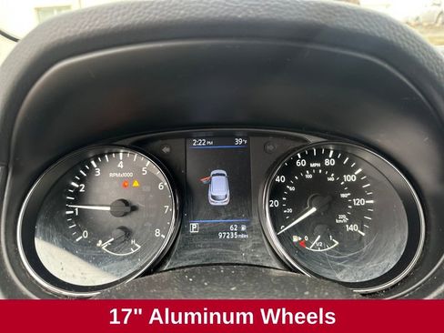 Used 2021 Nissan Rogue Sport S image 12