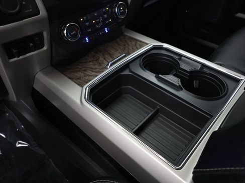 Used 2019 Ford F250 Lariat AWD/4WD image 15