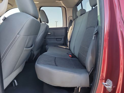 Used 2014 RAM 1500 Classic SLT image 12