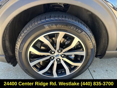 Used 2025 Ford Explorer ST-Line AWD/4WD image 12