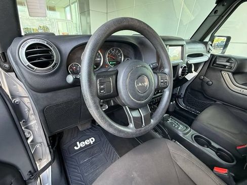 Used 2017 Jeep Wrangler Sport AWD/4WD image 10