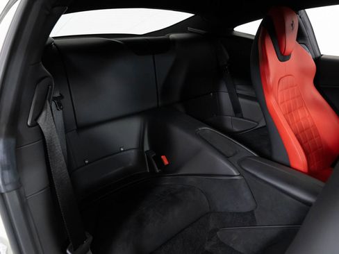 Used 2022 Ferrari Roma image 35