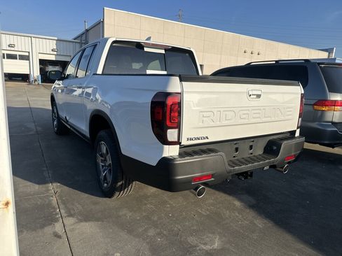 New 2026 Honda Ridgeline RTL image 2