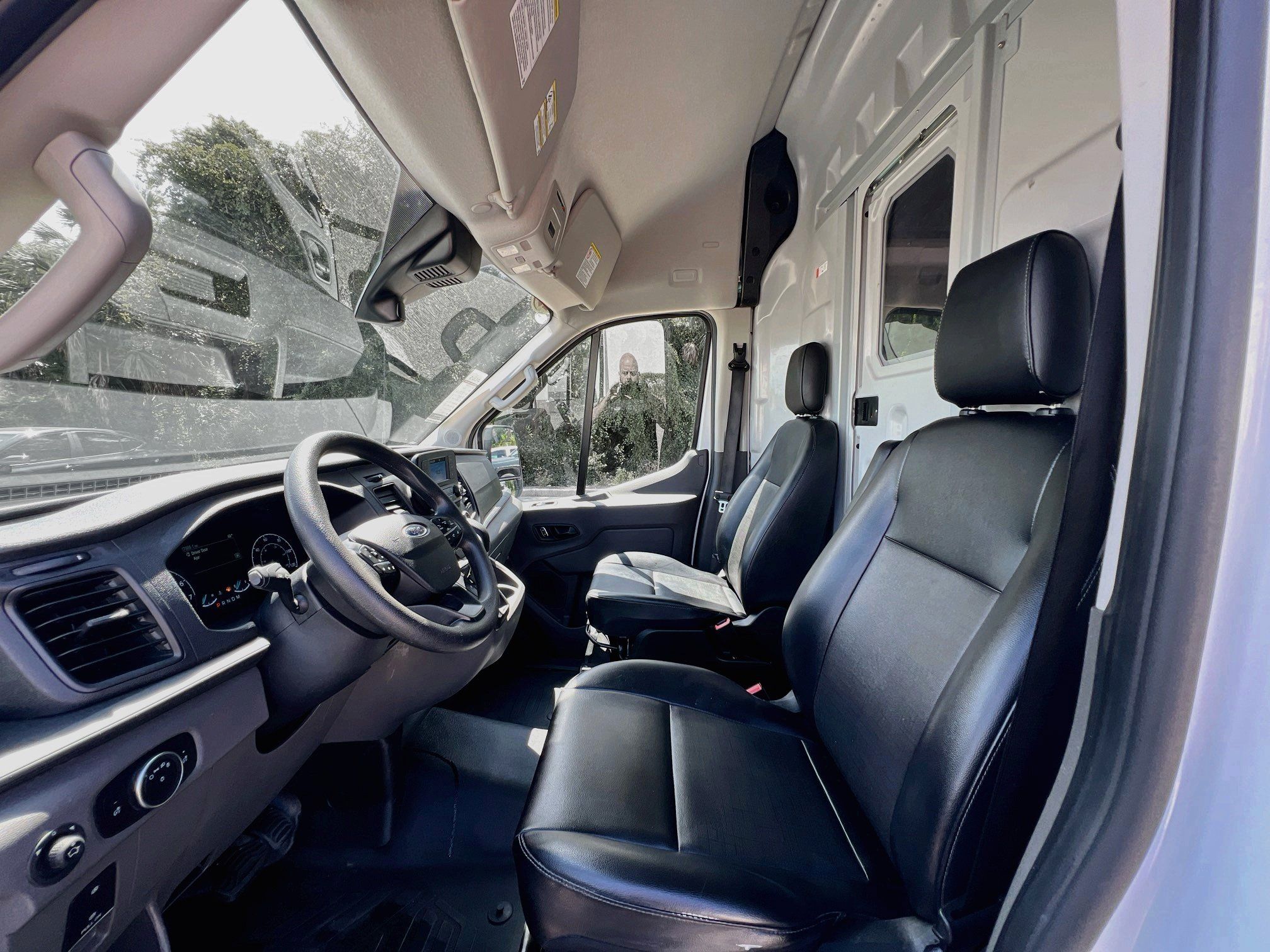Used 2025 Ford Transit 250 148 High Roof Extended w/ Load Area Protection Package RWD image 14