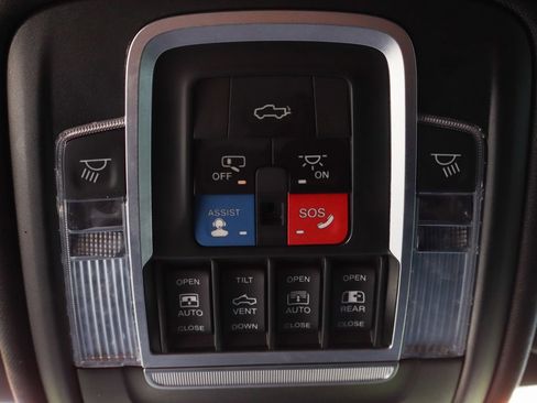 Used 2020 RAM 1500 Limited image 34