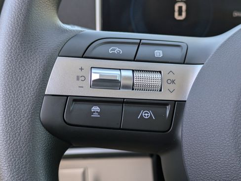 New 2026 Hyundai Tucson SE image 24