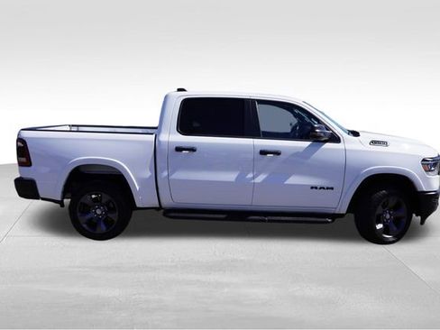 Certified 2023 RAM 1500 Big Horn AWD/4WD image 3