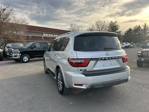Used 2024 Nissan Armada SL w/ Cargo Package image 7