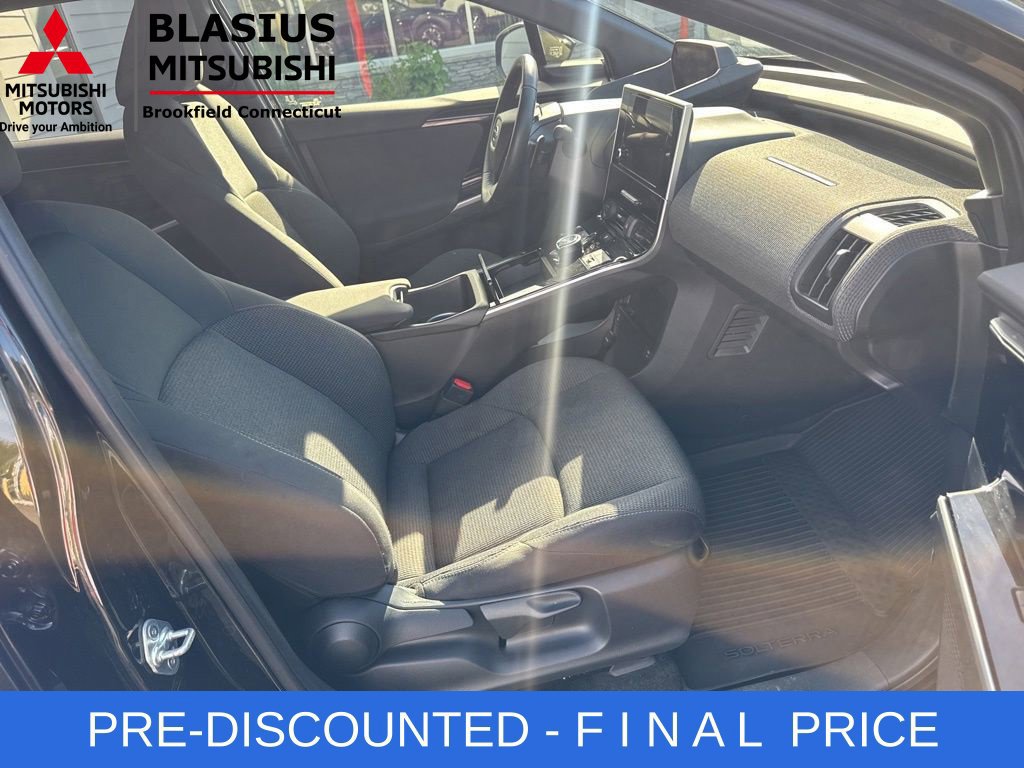 Used 2023 Subaru Solterra AWD image 32