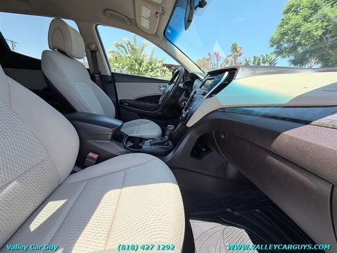 Used 2018 Hyundai Santa Fe Sport FWD image 9