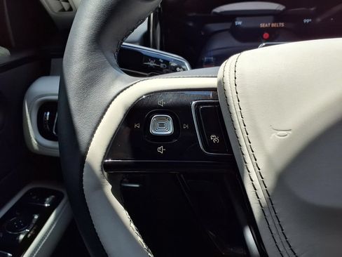 Used 2026 Lincoln Aviator Reserve w/ Jet Appearance Package RWD image 14