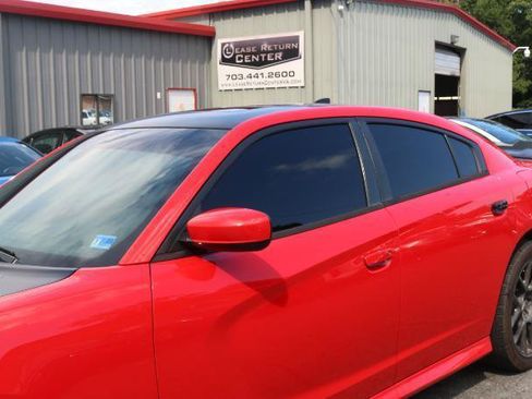 Used 2016 Dodge Charger R/T Scat Pack w/ Beats Audio Group RWD image 3