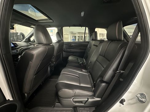 Used 2023 Honda Passport TrailSport image 23