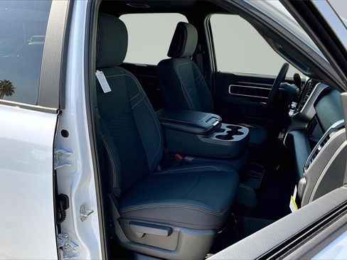 New 2025 RAM 2500 Big Horn image 8