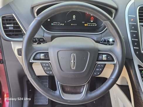 Used 2020 Lincoln Nautilus Reserve w/ Equipment Group 201A image 22