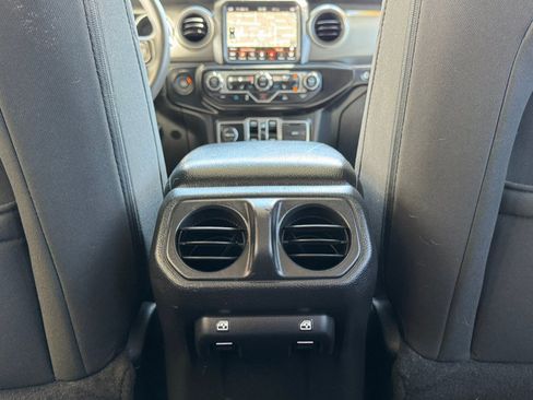 Used 2023 Jeep Wrangler Unlimited w/ Cold Weather Group AWD/4WD image 29